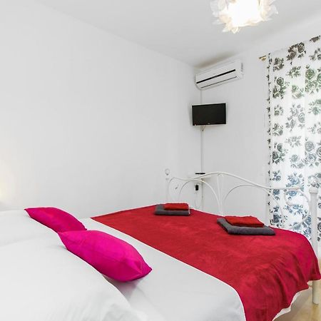 Apartmani Mariva Vodice Exterior foto