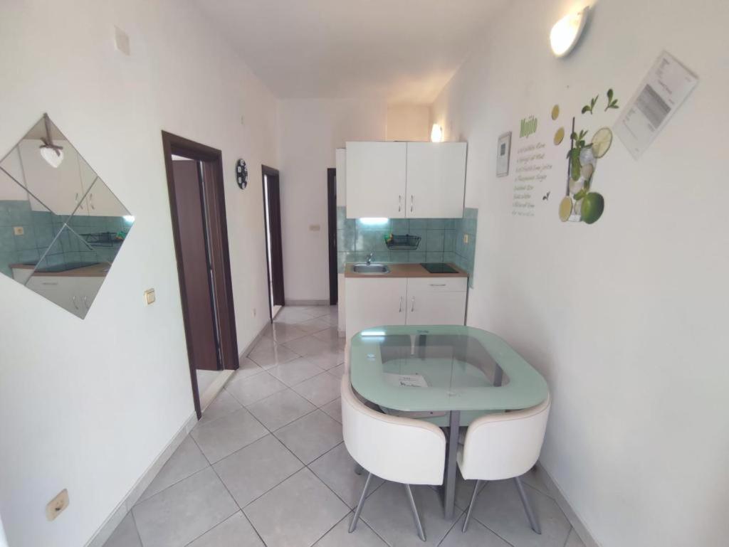 Apartmani Mariva Vodice Exterior foto